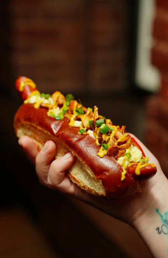 Hotdog und Bosna