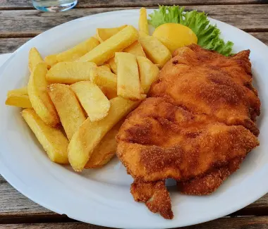 Schnitzel mit Beilage